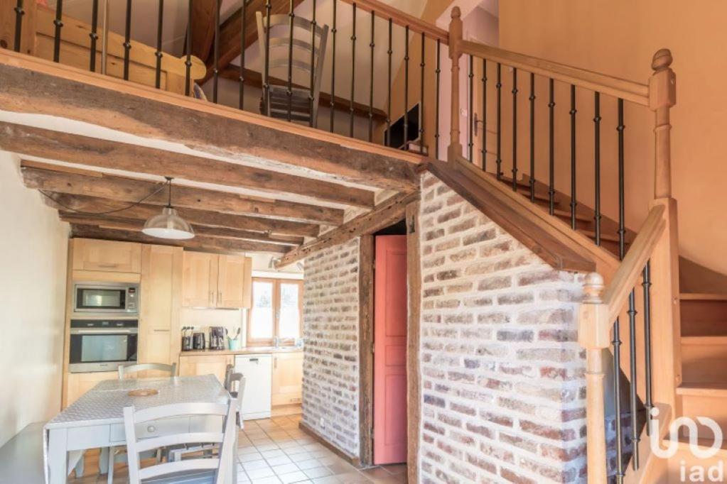 Les Pins - Maison Avec Parking Ferme Et Jardin Commun Au Calme Saint-Prix  Bagian luar foto